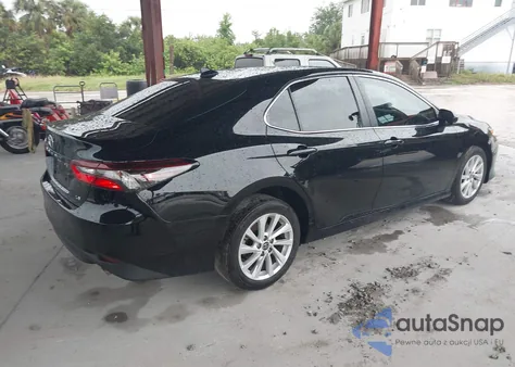 2022 Toyota Camry Le из США, поврежденный, VIN 4T1C11AK6NU654805